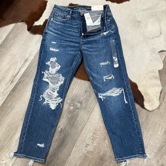 American Eagle Outfitters Denim - American Eagle Outfitters Super Indigo Ripped Strigid Mom Jean